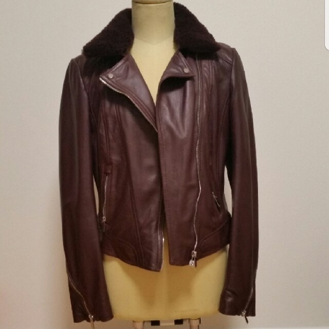 Karen Millen(カレンミレン)のKaren Millen 上質革ジャケット レディースのジャケット/アウター(ライダースジャケット)の商品写真