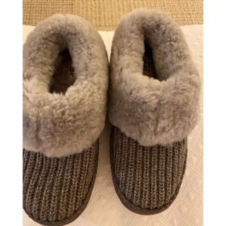 アグ(UGG)のUGG グレーシューズサイズ8(スリッポン/モカシン)