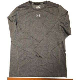 アンダーアーマー(UNDER ARMOUR)のトップス(Tシャツ/カットソー(七分/長袖))