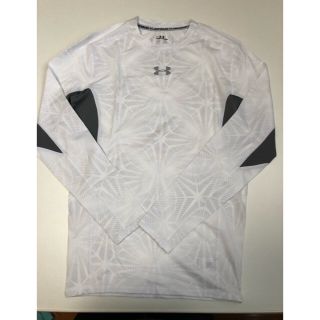 アンダーアーマー(UNDER ARMOUR)のトップス＆アンダーシャツ(Tシャツ/カットソー(七分/長袖))