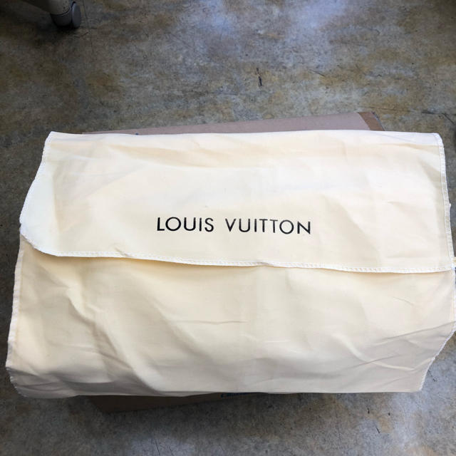 LOUIS VUITTON(ルイヴィトン)のルイ・ヴィトンの中袋 レディースのバッグ(ショップ袋)の商品写真