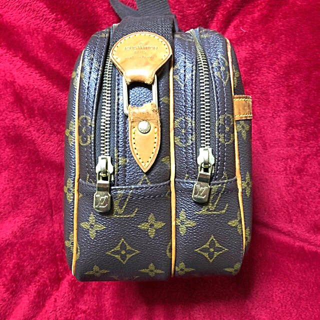 LOUIS VUITTON(ルイヴィトン)のお値下げ⭐️LOUIS VUITTON⭐︎リポーターPM⭐︎ レディースのバッグ(ショルダーバッグ)の商品写真