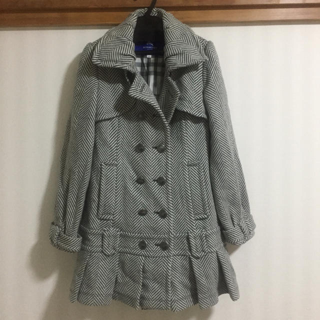 BURBERRY BLUE LABEL(バーバリーブルーレーベル)のバーバリーブルーレーベル 希少即完売コート♪ 美品です レディースのジャケット/アウター(その他)の商品写真