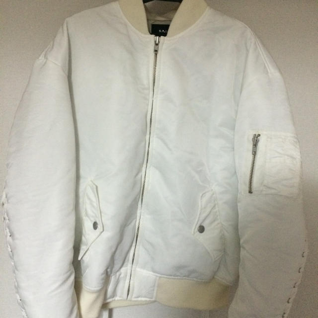 G.V.G.V. MA-1 - www.cabager.com