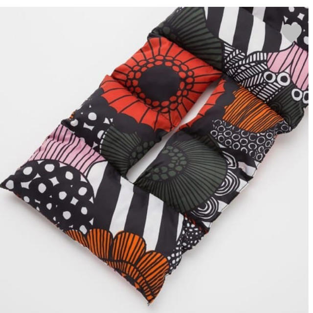 marimekko(マリメッコ)のマリメッコ ユニクロ マフラー レディースのファッション小物(マフラー/ショール)の商品写真