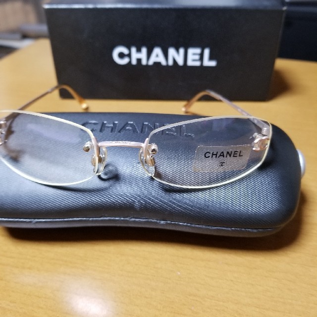 CHANEL(シャネル)のCHANELメガネ レディースのファッション小物(サングラス/メガネ)の商品写真