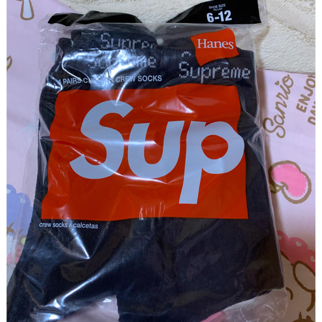 Supreme(シュプリーム)のsupreme シュプリーム　靴下　ソックス　ブラック　黒 レディースのレッグウェア(ソックス)の商品写真