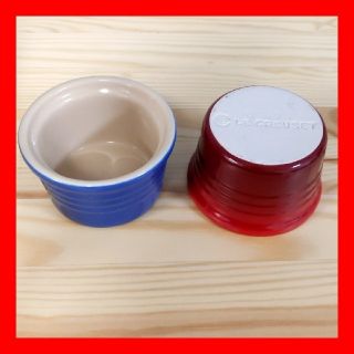 ルクルーゼ(LE CREUSET)の未使用　ルクルーゼ　
le creuset ラムカン ココット　赤　青　ブルー　(食器)