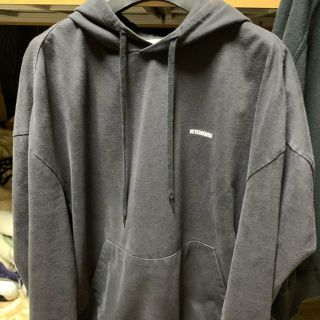 VETEMENTS パーカー Sサイズ ssenseタグ付き フーディー