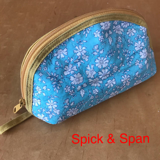 Spick & Span(スピックアンドスパン)の値下 Spick and Span リバティ ポーチ 軽量 スピックアンドスパン レディースのファッション小物(ポーチ)の商品写真