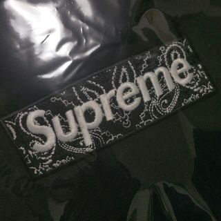 シュプリーム(Supreme)の【L】supreme Bandana Box Logo Hooded Sweat(パーカー)