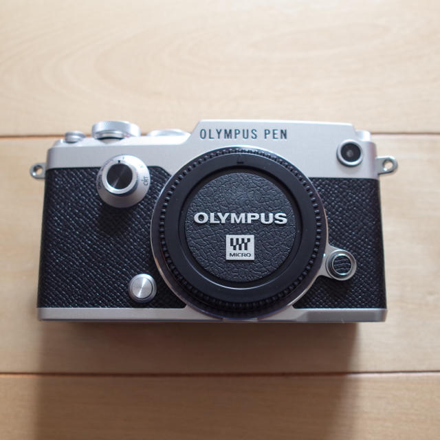 オリンパス【最終価格】OLYMPUS PEN−Fショット数250