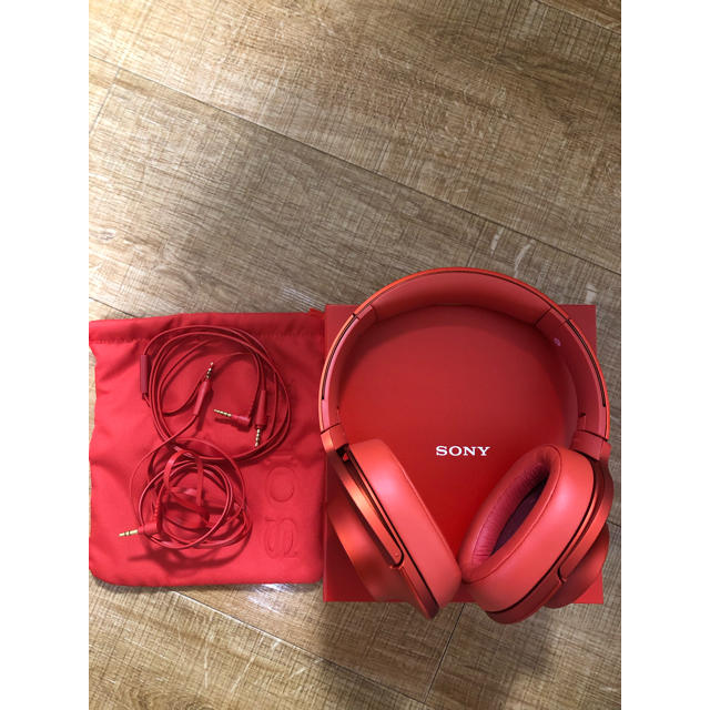 SONY(ソニー)のSONY ヘッドフォン スマホ/家電/カメラのオーディオ機器(ヘッドフォン/イヤフォン)の商品写真