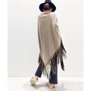 アパルトモンドゥーズィエムクラス(L'Appartement DEUXIEME CLASSE)のアパルトモン◆BABJADES FRING SCARF◆⚠️訳あり商品(マフラー/ストール)