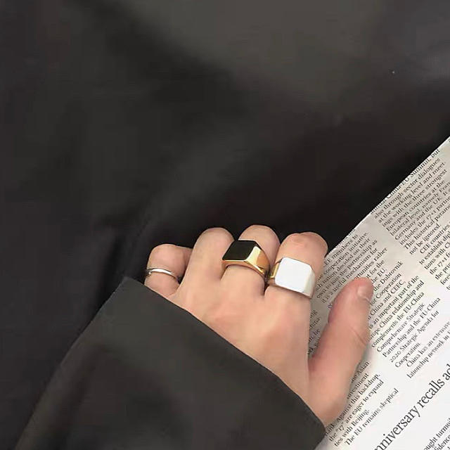 【未使用・新品】マルジェラ 風シルバーリング　11号 メンズのアクセサリー(リング(指輪))の商品写真