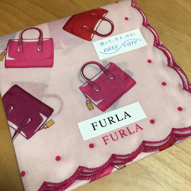 Furla(フルラ)の【新品】フルラ　ハンカチ レディースのファッション小物(ハンカチ)の商品写真