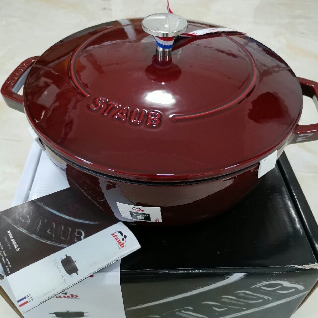 staub ストウブ 24cm鋳鉄ホーローサイズ