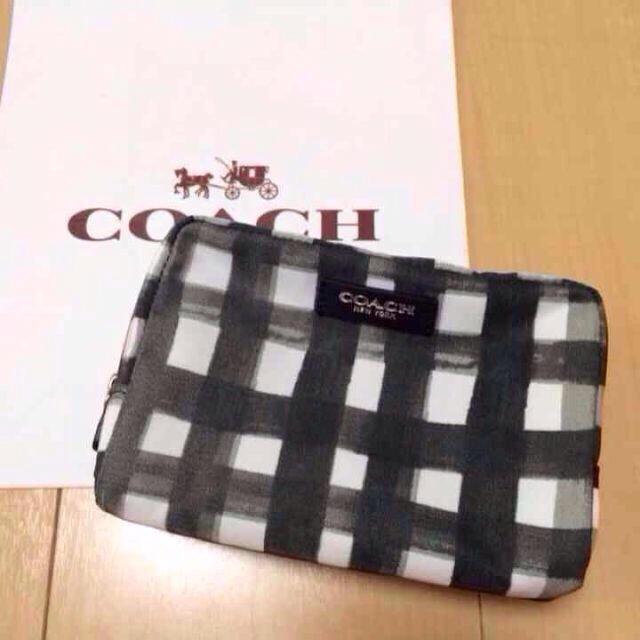 COACH(コーチ)の新品 コーチ ポーチ 黒チェック レディースのファッション小物(ポーチ)の商品写真