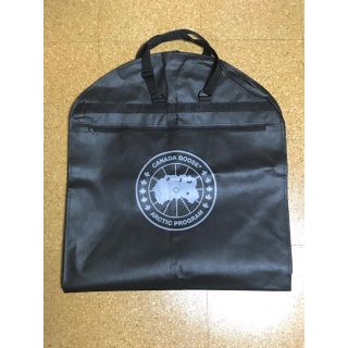 カナダグース(CANADA GOOSE)のカナダグースCanada Gooseロゴ入り ガーメントケース/ハンガーセット(押し入れ収納/ハンガー)