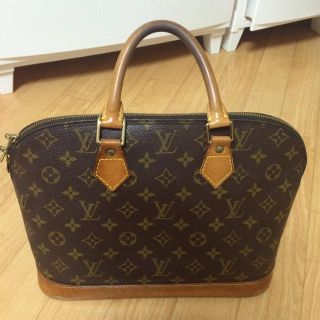 ルイヴィトン(LOUIS VUITTON)の定番人気♡モノグラム アルマ(ハンドバッグ)