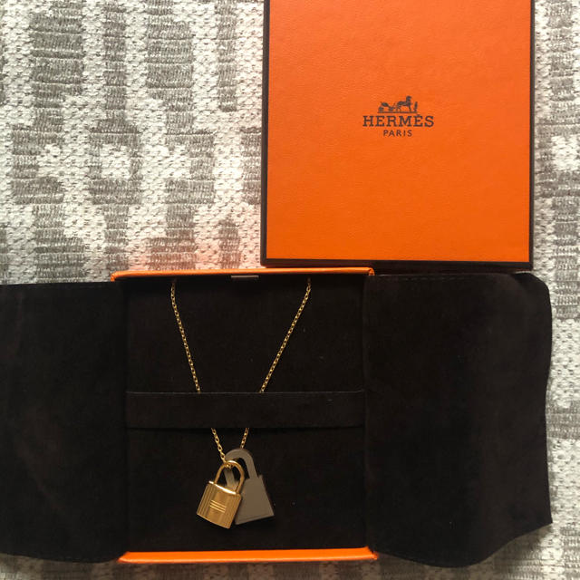 Hermes - 新作 新品 エルメス オーケリー ネックレス o'kelly エトープ ... ♡オーケリー新品エトゥープ♡