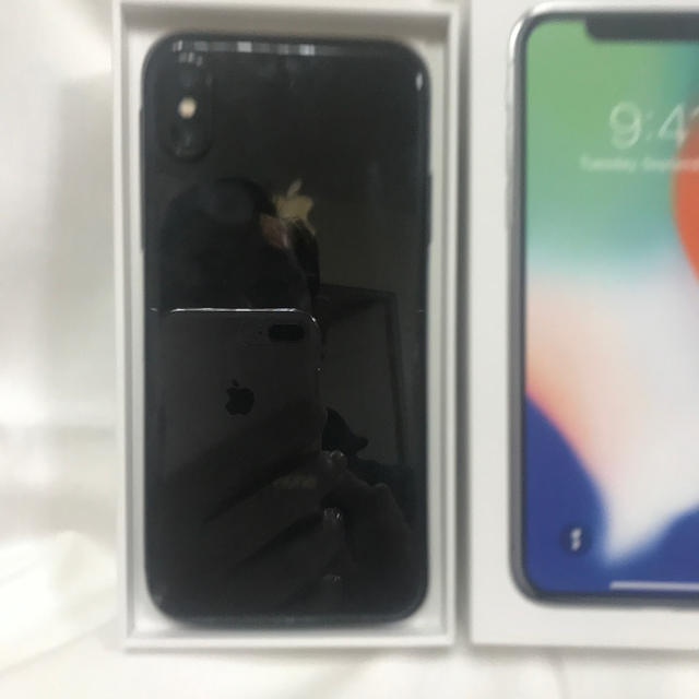 Apple(アップル)のiPhone X. 64G シムフリー、ジャンク スマホ/家電/カメラのスマートフォン/携帯電話(スマートフォン本体)の商品写真