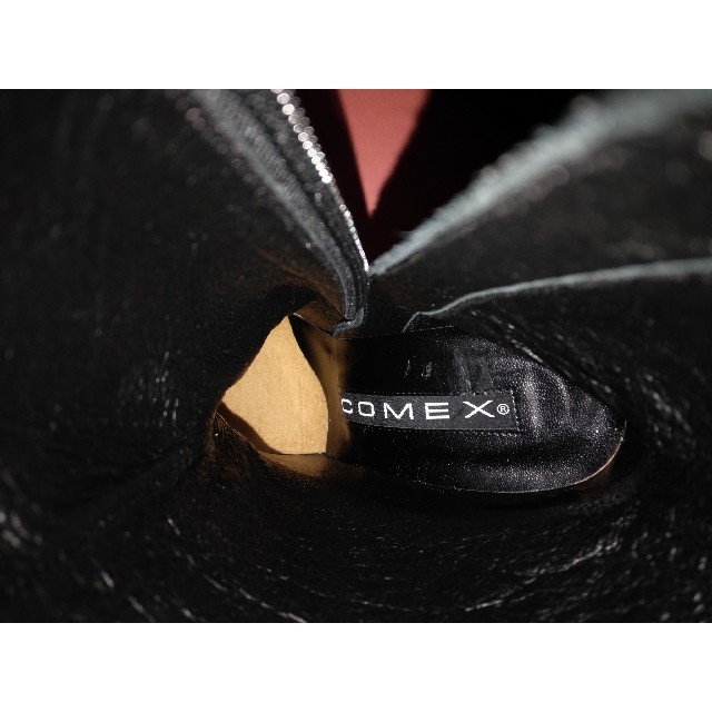 COMEX(コメックス)のあんず様専用COMEX コメックス　ショートブーツ 黒 　23.5ｃｍ レディースの靴/シューズ(ブーツ)の商品写真