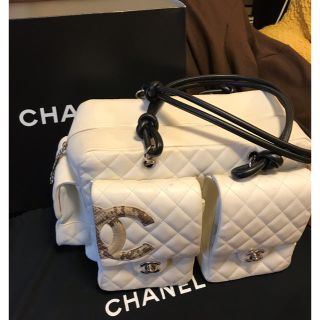 年始お値下げ！CHANEL カンボンライン  マルチポケット ショルダーバッグ