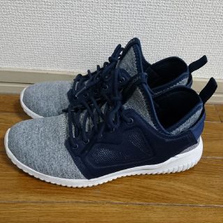 ニューバランス(New Balance)の専用です■リーボック■スニーカー■23.5(スニーカー)