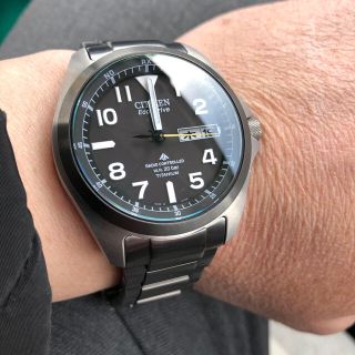 シチズンの値下げアイテム フリマアプリ ラクマ Citizen クロス シーオメガ スピード マスターオリス ダイバーズ 65ミュウ ミュウ 財布 30 代