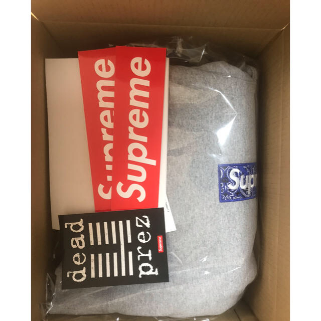 Supreme(シュプリーム)のSupreme box logo sweatshirt M Glay メンズのトップス(パーカー)の商品写真