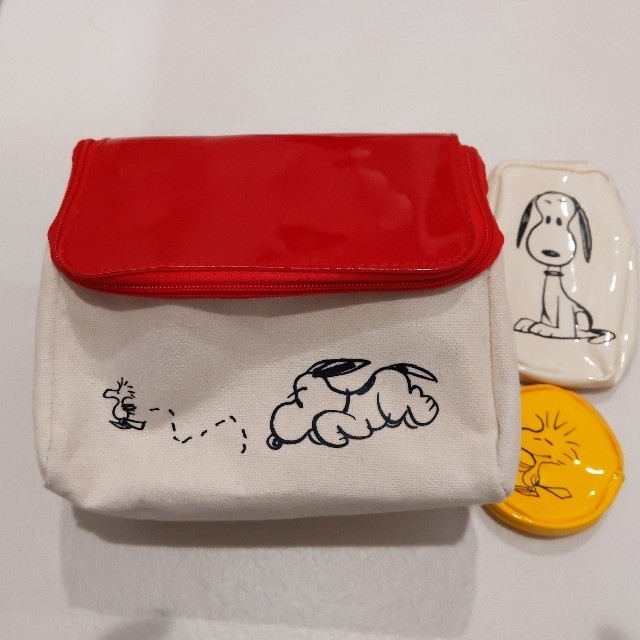 SNOOPY - スヌーピーポーチ 四点セットの通販 by うさこちゃん's shop｜スヌーピーならラクマ