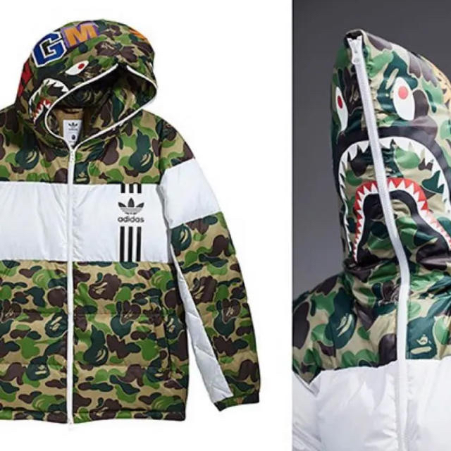 A BATHING APE(アベイシングエイプ)のAPE × adidas コラボ　シャークダウンジャケットエイプ  アディダス メンズのジャケット/アウター(ダウンジャケット)の商品写真