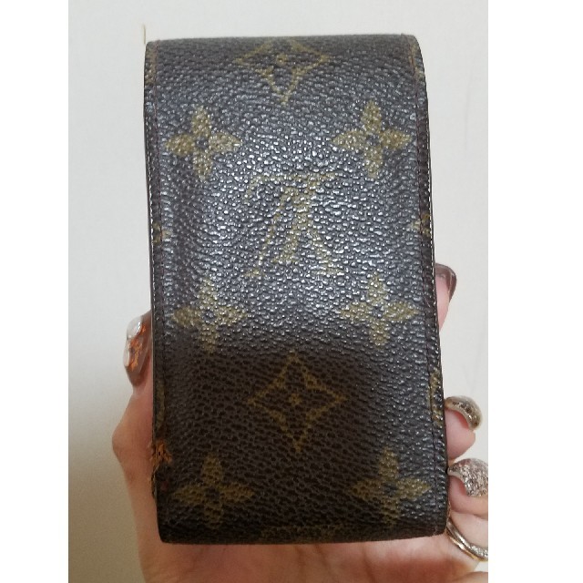 LOUIS VUITTON(ルイヴィトン)のVUITTONたばこケース メンズのファッション小物(タバコグッズ)の商品写真