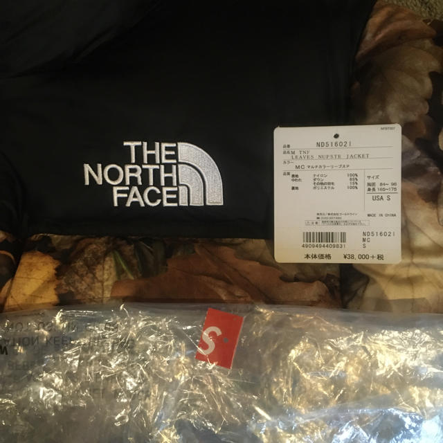 Supreme - supreme the north face nuptse Jacket 枯葉の通販 by paj｜シュプリームならラクマ 定番高評価