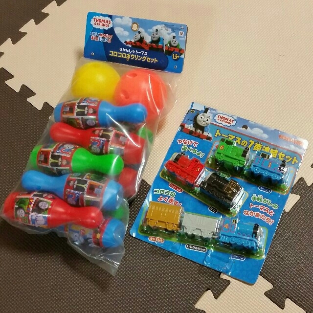 ☆値下げしました☆トーマスおもちゃ4点セット エンタメ/ホビーのおもちゃ/ぬいぐるみ(キャラクターグッズ)の商品写真