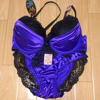 D70 紫 蝶々 下着セット(セット/コーデ)