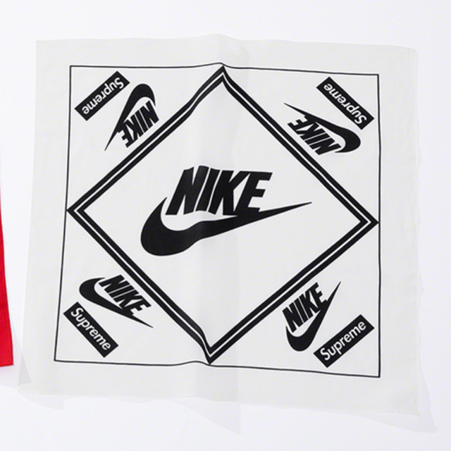 Supreme(シュプリーム)の新品未使用 supreme Nike コラボ バンダナ bandana 白 メンズのファッション小物(バンダナ/スカーフ)の商品写真