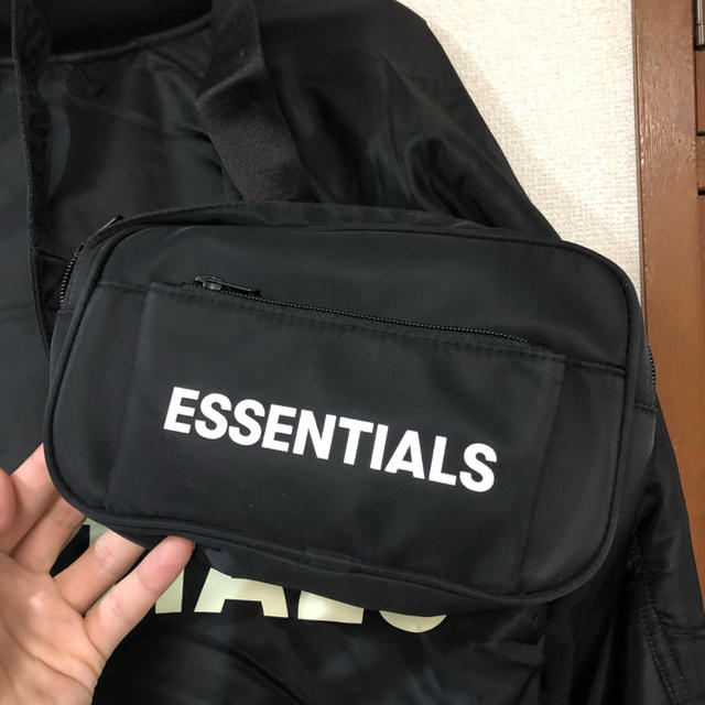 FOG essentials waist bag バック