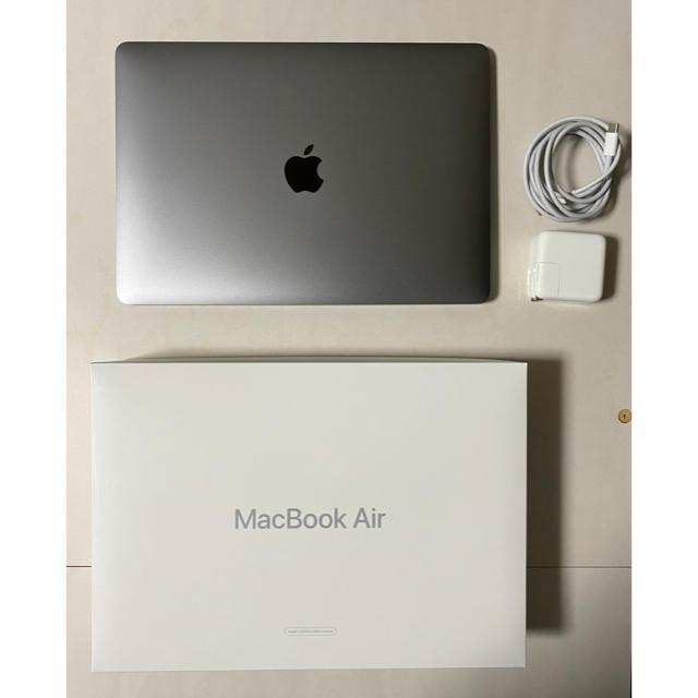 スペースグレイディスプレイMacbook Air (Retina, 13-inch)