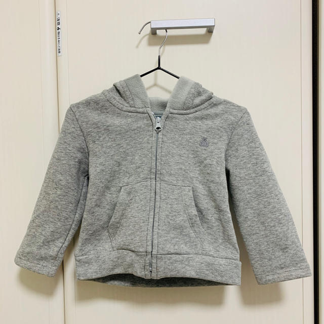 babyGAP(ベビーギャップ)のbabyGAP ベビーギャップ パーカー アウター 80cm キッズ/ベビー/マタニティのベビー服(~85cm)(ジャケット/コート)の商品写真