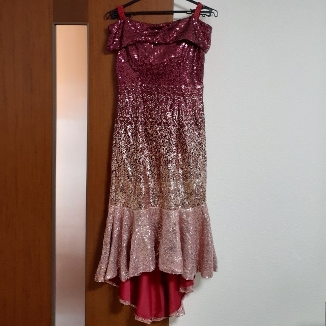 専用　パーティードレス　総スパンコール レディースのフォーマル/ドレス(ミディアムドレス)の商品写真