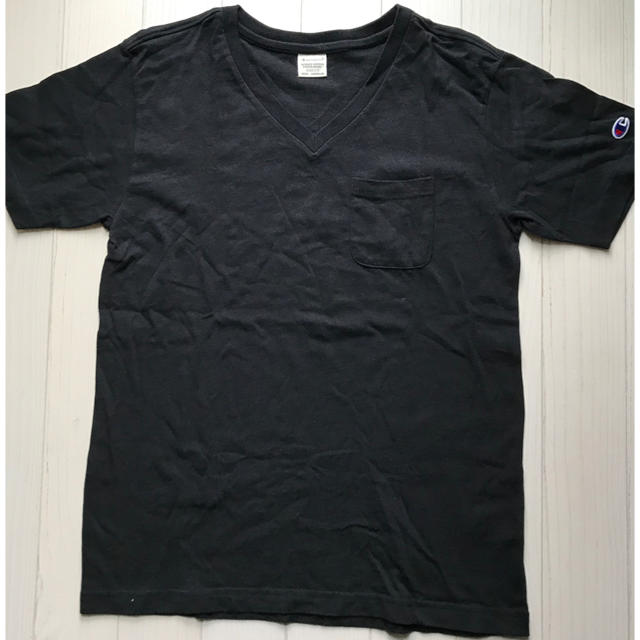 Champion(チャンピオン)のChampionsVネックTシャツ　黒 レディースのトップス(Tシャツ(半袖/袖なし))の商品写真