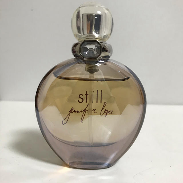 J.Lo(ジェニファーロペス)のジェニファーロペス　スティル　30ml コスメ/美容の香水(香水(女性用))の商品写真