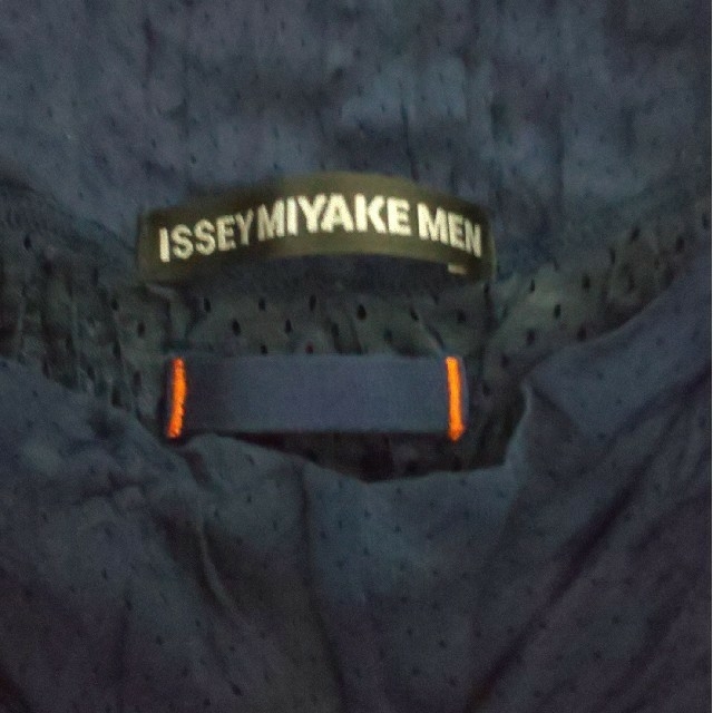 ISSEY MIYAKE(イッセイミヤケ)のIssey miyake men イッセイミヤケ メンズのトップス(Tシャツ/カットソー(七分/長袖))の商品写真