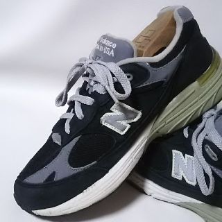 ニューバランス(New Balance)の
希少アメリカ製ビンテージ！ニューバランス993高級スニーカー黒銀希少24


(スニーカー)