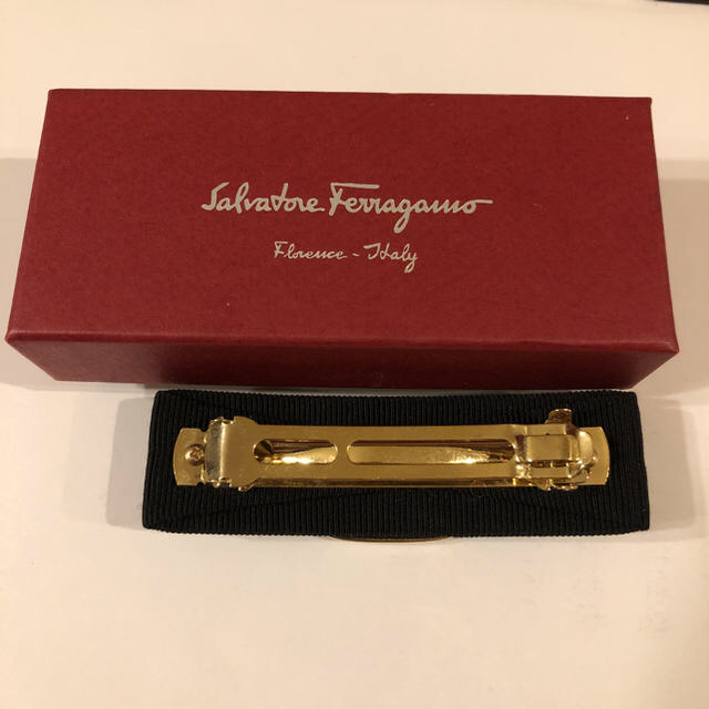 Salvatore Ferragamo - フェラガモ ヘアピン リボン 黒の通販 by Salvatore Ferragamo - フェラガモ ヘアピン リボン 黒の通販 by