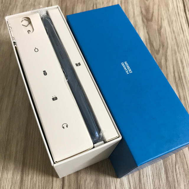 HUAWEI P10 lite 新品未使用