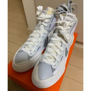 サカイ(sacai)のsacai NIKE BLAZER MID 白 24㎝(スニーカー)