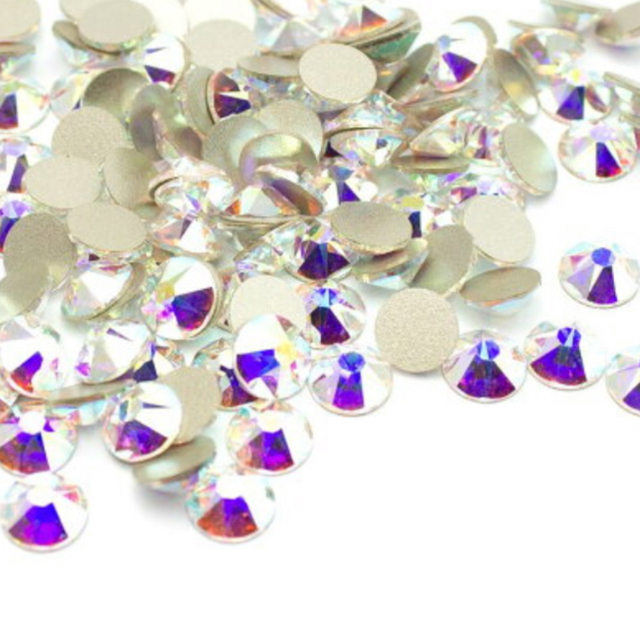 SWAROVSKI(スワロフスキー)の【スワロフスキー】クリスタルAB ss12 グロスパック　正規品　未開封 コスメ/美容のネイル(デコパーツ)の商品写真